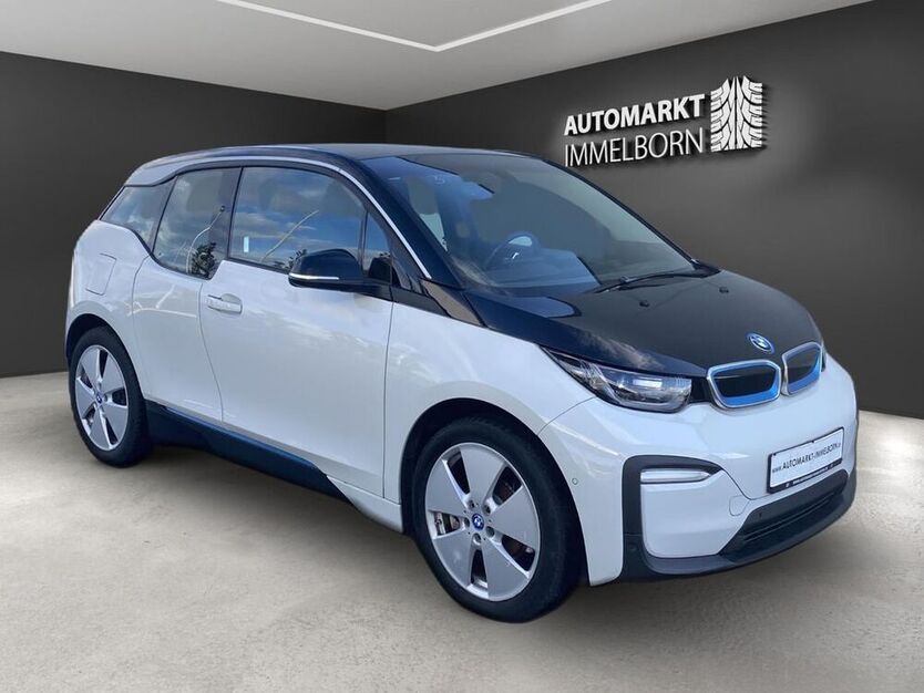 i3