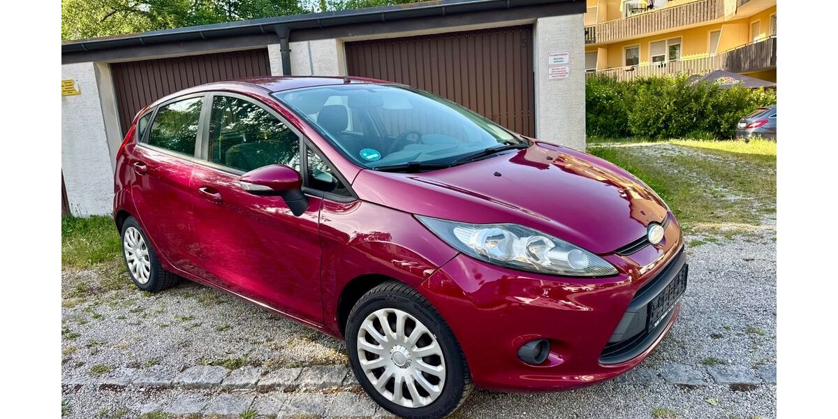 Ford Fiesta 224.000 km 2.300 &euro; kaufbeuren 87600