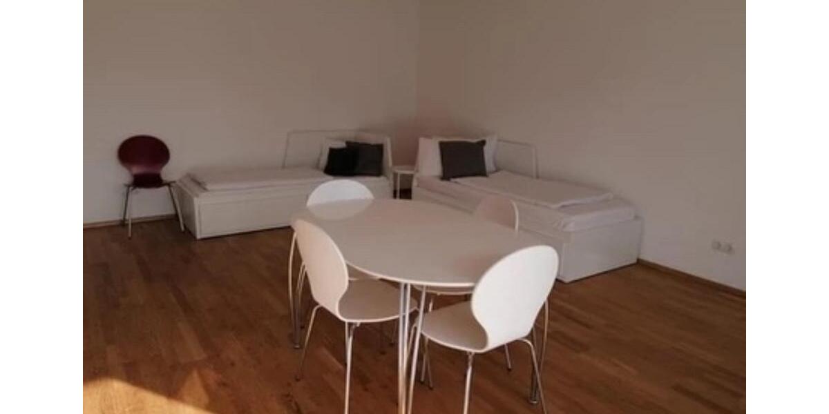 Etagenwohnung Landau an der Isar - 3 Zimmer, 80 m&sup2;, 3.290&euro; | Angebot:25346147