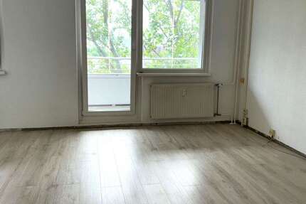Wohnung Berlin Friedrichsfelde - 1 Zimmer, 37 m&sup2;, 609&euro; | Angebot:26865828