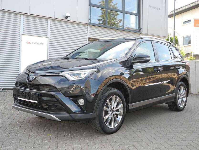 RAV 4