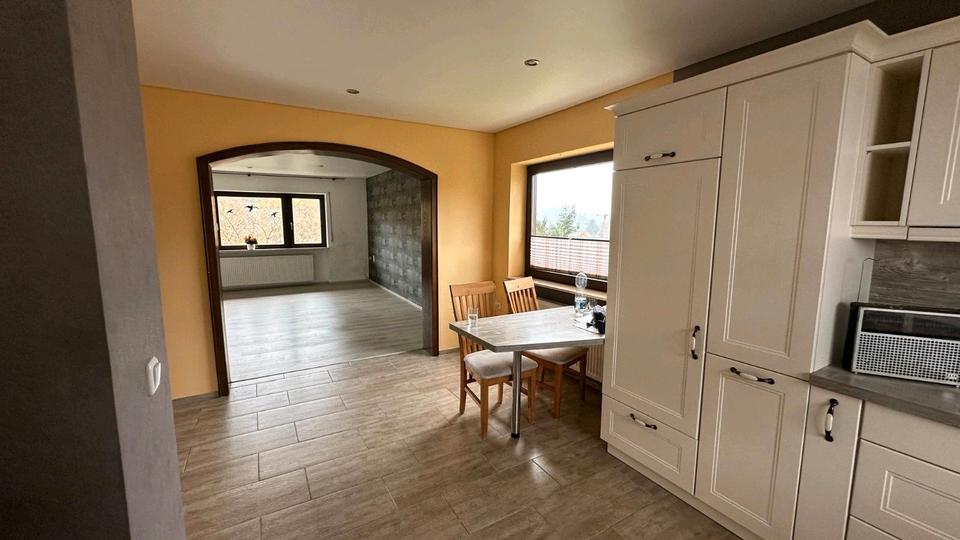 Einfamilienhaus Mörlenbach - 7 Zimmer, 204 m&sup2;, 525.000&euro; | Angebot:25717963