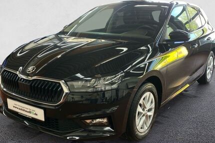 Skoda Fabia 21.700 km 16.490 &euro; Karlskron-Brautlach 85123