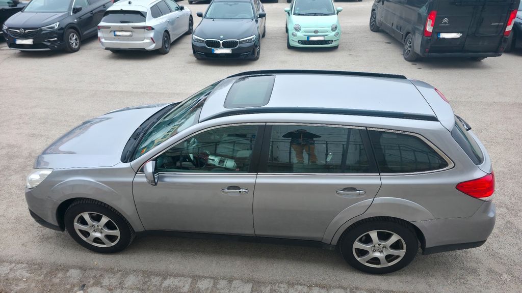 Subaru Outback 251.500 km 5.490 &euro; München 81247