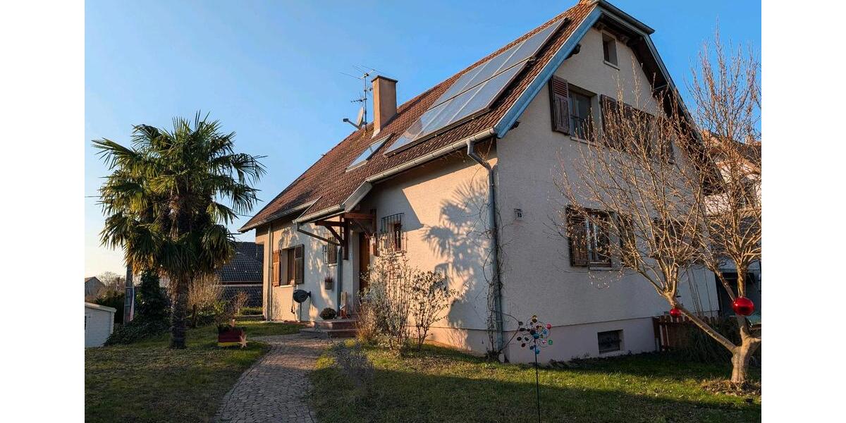 Einfamilienhaus Breisach am Rhein - 5.5 Zimmer, 170 m&sup2;, 435.000&euro; | Angebot:25408414
