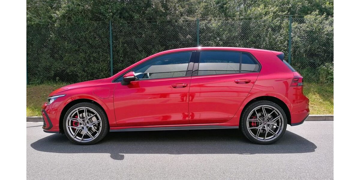 VW Golf 32.900 km 22.850 &euro; Forchheim 91301