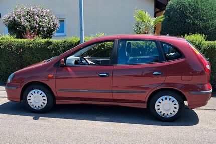 Nissan Almera Tino 80.000 km 2.700 &euro; Leingarten 74211