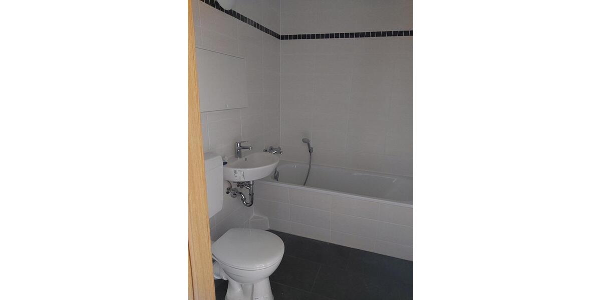 Etagenwohnung Olbersdorf - 4 Zimmer, 81 m&sup2;, 480&euro; | Angebot:26491680