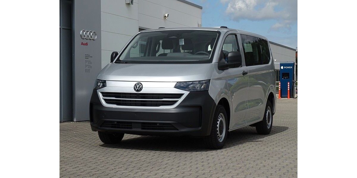 VW T7 Kombi 2.500 km 52.490 &euro; Meißen 01662