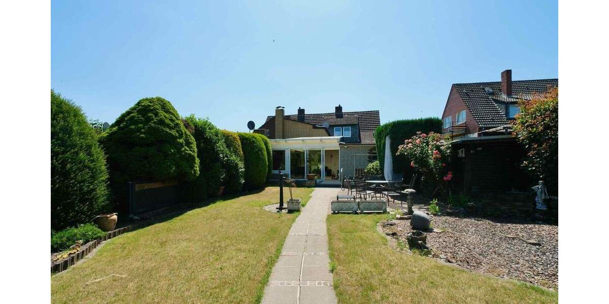 Doppelhaushälfte Neuss Reuschenberg - 5 Zimmer, 160 m&sup2;, 590.000&euro; | Angebot:23482208