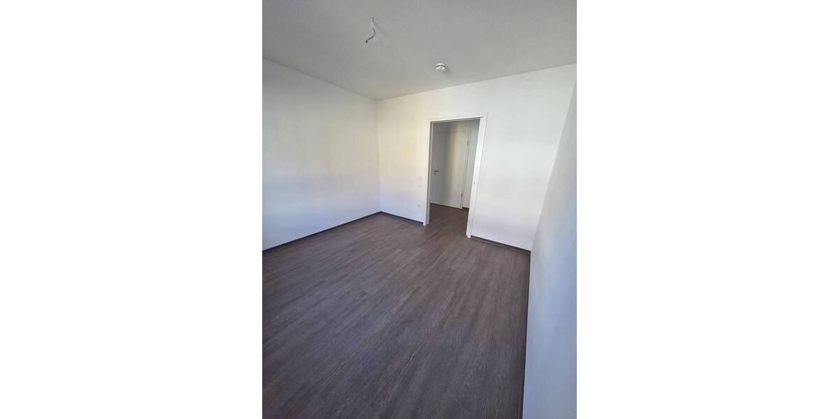 Etagenwohnung Merseburg Neumarkt (Vorstadt) - 4 Zimmer, 104 m&sup2;, 990&euro; | Angebot:22821433