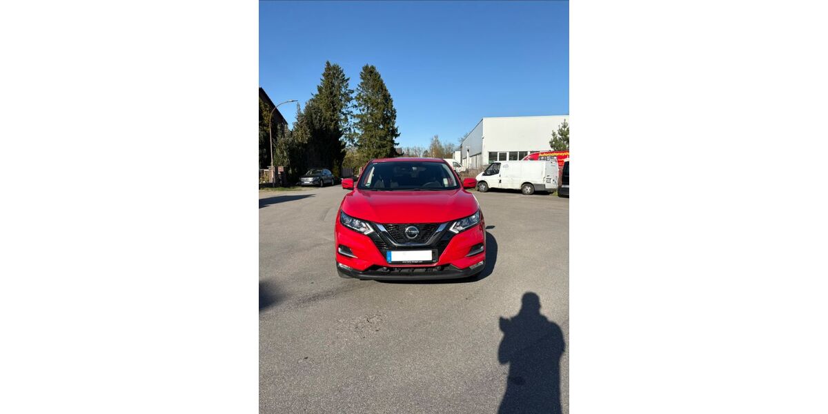 Nissan Qashqai 94.121 km 14.999 &euro; Celle 29227