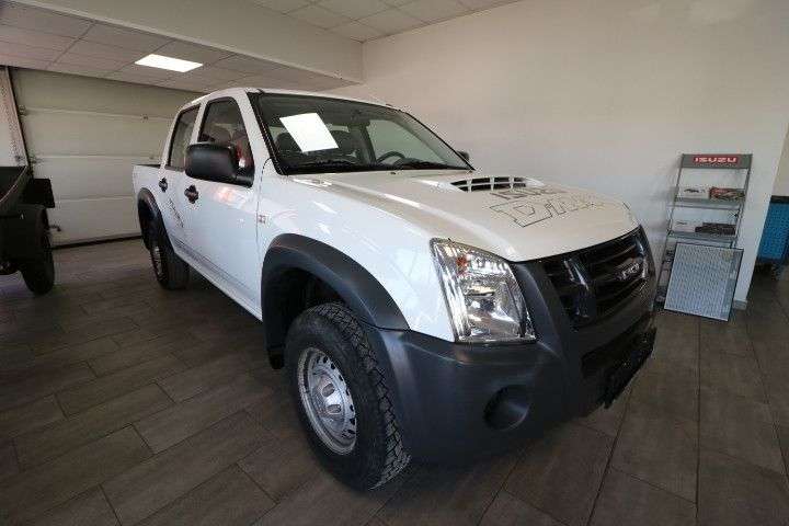 Isuzu D-Max 107.400 km 15.900 &euro; Neuruppin 16816