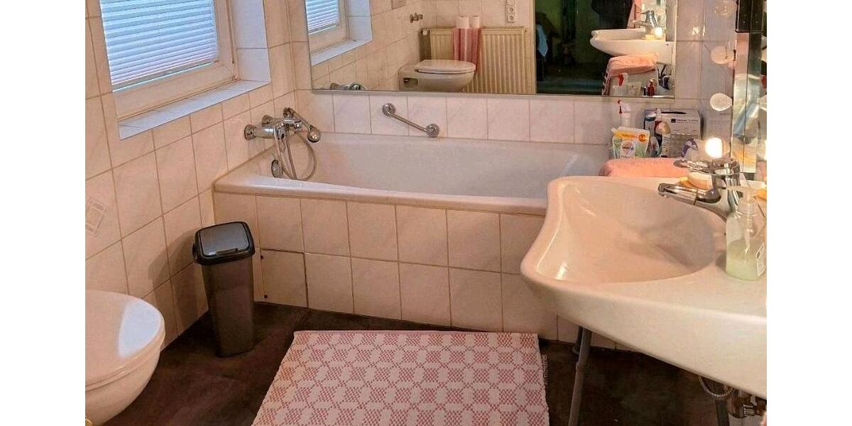 Reihenhaus Bremerhaven Leherheide - 7 Zimmer, 160 m&sup2;, 249.000&euro; | Angebot:26057612