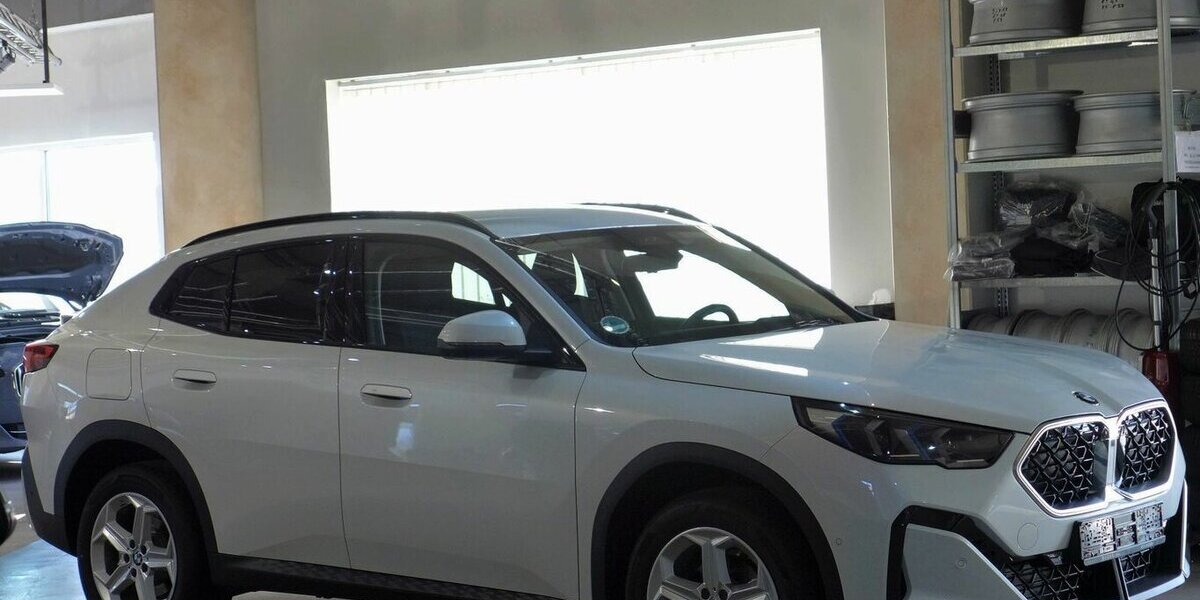 BMW X2 d U10 AHK,360° Kamera,HUD,Abstandstempomat 6.600 km 36.990 &euro; Landshut 84030