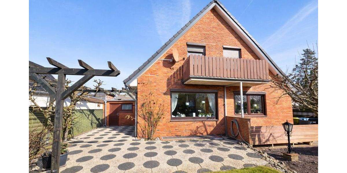 Einfamilienhaus Westerrönfeld - 5 Zimmer, 139 m&sup2;, 335.000&euro; | Angebot:25780002