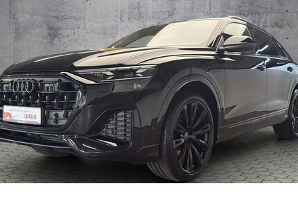 Audi Q8 21.600 km 96.740 € Paderborn 33100