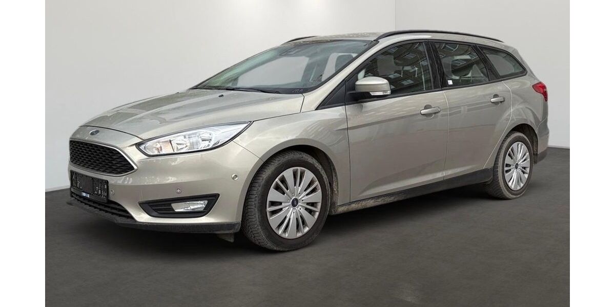 Ford Focus 40.000 km 9.000 &euro; Velten 16727