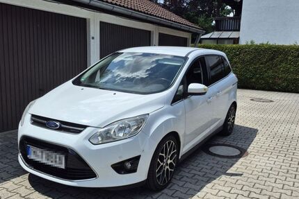 Ford Grand C-Max 179.000 km 6.200 &euro; München 81829
