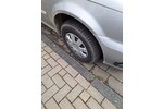 Kia Carnival 235.000 km 2.500 € Dassel 37586