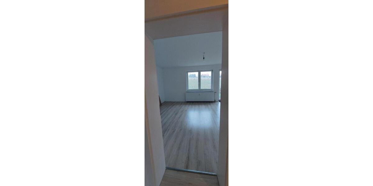 Erdgeschoßwohnung Bad Gandersheim - 4 Zimmer, 99 m&sup2;, 950&euro; | Angebot:26233682