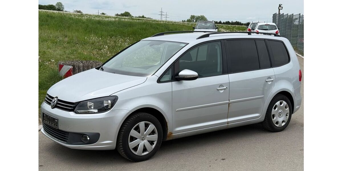 VW Touran 270.000 km 3.850 &euro; Dotternhausen 72359