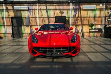Ferrari F12