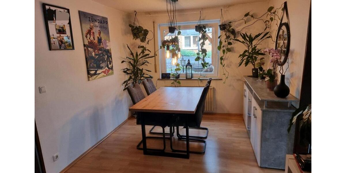 Doppelhaushälfte Dietzhölztal - 12 Zimmer, 290 m&sup2;, 170.000&euro; | Angebot:26550511