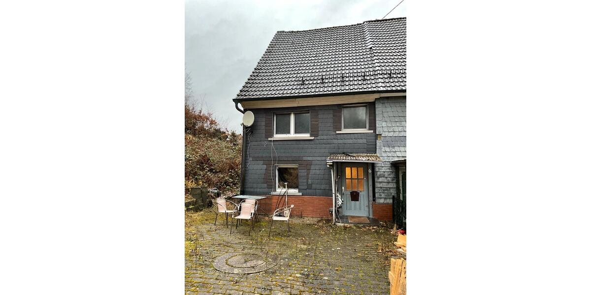 Reihenhaus Gummersbach Berstig Süd - 3 Zimmer, 90 m&sup2;, 140.000&euro; | Angebot:26851484