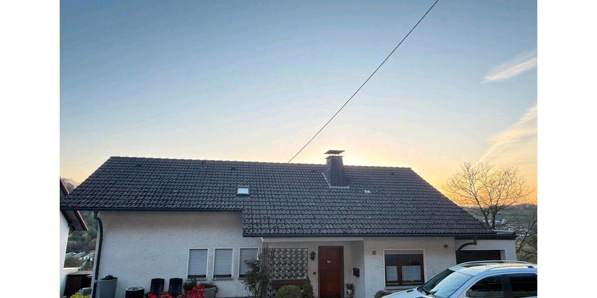 Etagenwohnung Lennestadt - 5.5 Zimmer, 165 m&sup2;, 1.300&euro; | Angebot:26316388