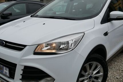 Ford Kuga 178.243 km 8.800 € Schwäbisch Hall 74523