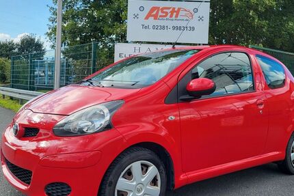 Toyota Aygo (X) 195.500 km 1.699 &euro; Hamm 59077
