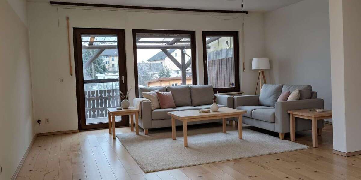 Einfamilienhaus kitzingen - 5 Zimmer, 130 m&sup2;, 315.000&euro; | Angebot:26900773