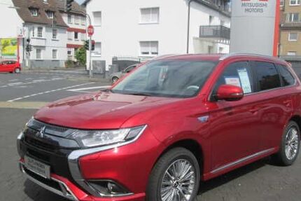 Mitsubishi Plug-in Hybrid Outlander 56.050 km 23.900 € Siegburg (zwischen Köln und Bonn) 53721