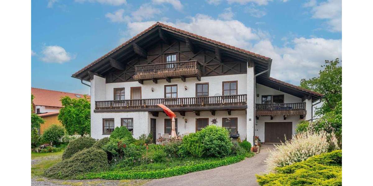 Haus zum Kaufen in Falkenberg 572.000 € 198 m² 9 zimmer