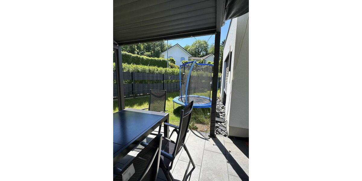 Einfamilienhaus Sankt Katharinen (Landkreis Neuwied) - 7 Zimmer, 180 m&sup2;, 2.400&euro; | Angebot:26806002