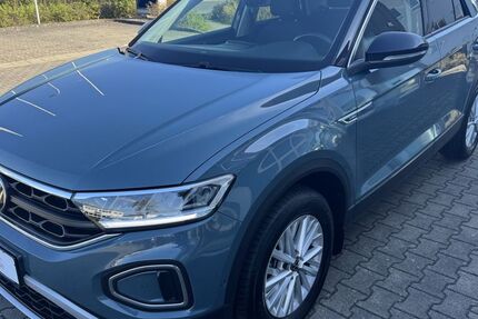 VW T-Roc 40.344 km 24.380 &euro; Cottbus 03051
