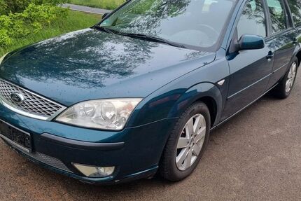 Ford Mondeo 220.000 km 1.999 &euro; Döbeln 04720