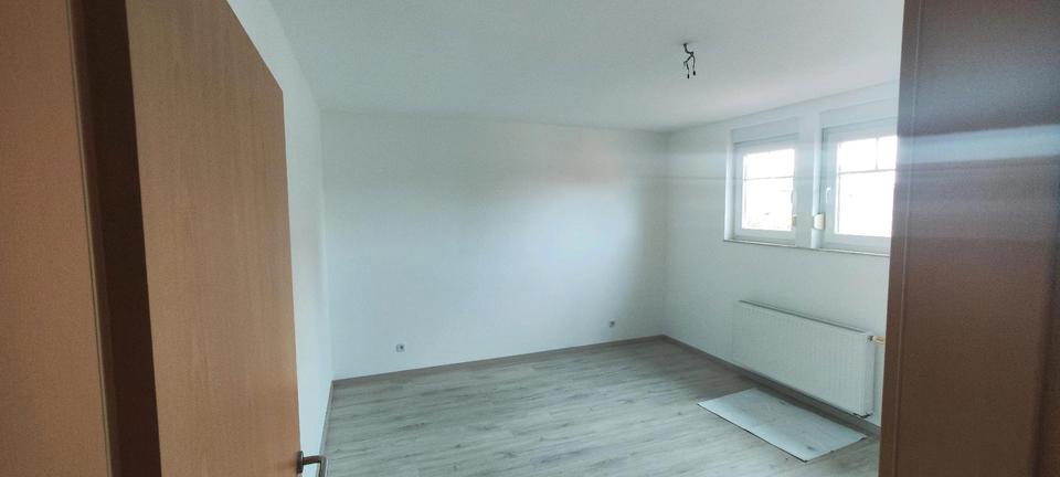Dachgeschoßwohnung Bad Zwischenahn - 3 Zimmer, 101 m&sup2;, 1.000&euro; | Angebot:26319617