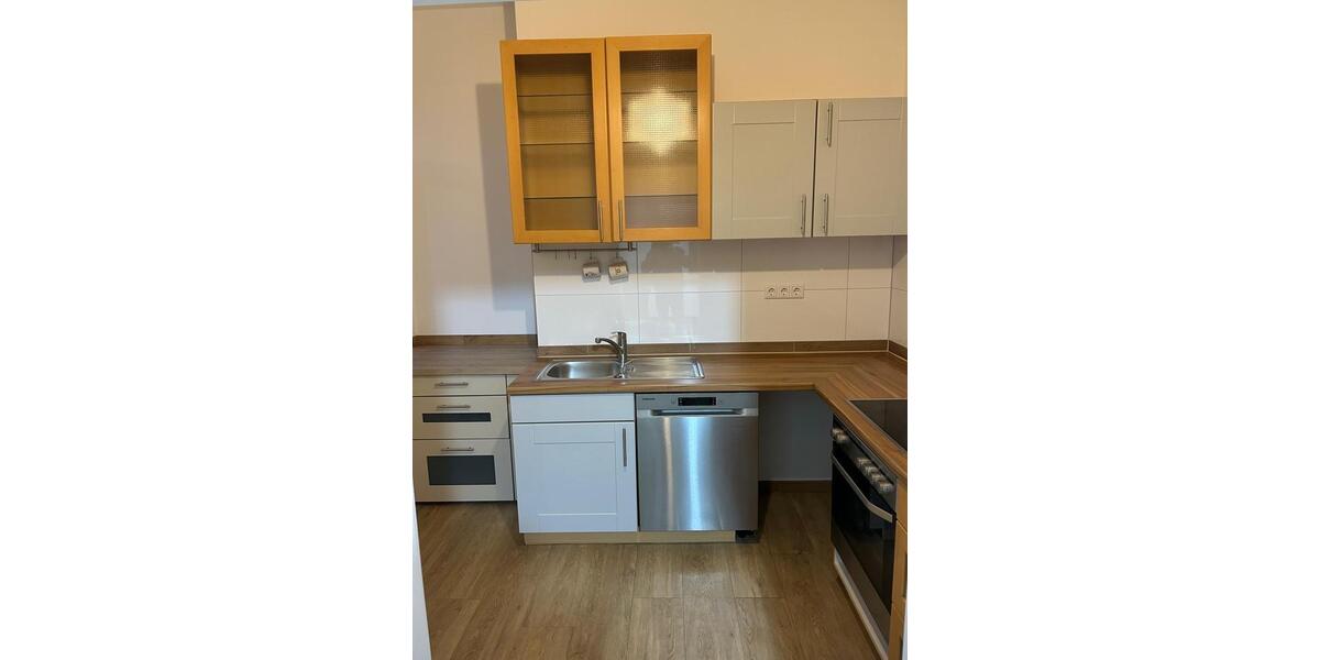 Dachgeschoßwohnung Wuppertal Gemarkung Ronsdorf - 2 Zimmer, 50 m&sup2;, 500&euro; | Angebot:24982492