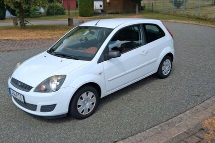 Ford Fiesta 96.500 km 2.500 &euro; Zehnhausen bei Rennerod 56477