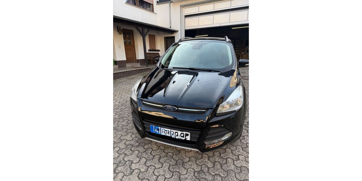 Ford Kuga 94.000 km 10.500 &euro; Heidenrod 65321