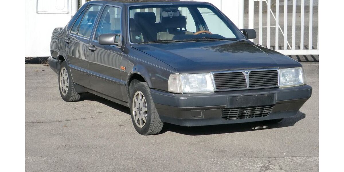 Lancia Thema 71.000 km 4.880 &euro; München 81927
