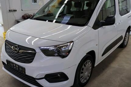 Opel Combo Life 25.000 km 14.950 &euro; Bebra 36179