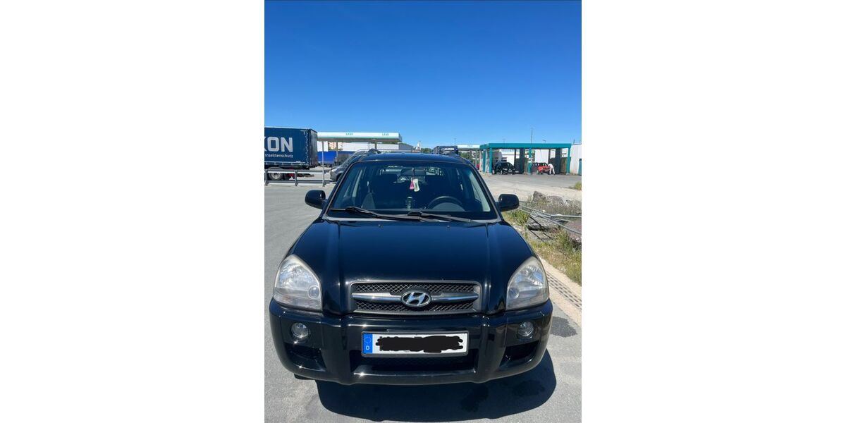 Hyundai TUCSON 127.000 km 3.500 &euro; Hof 95028