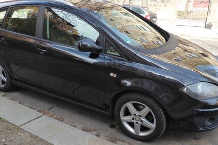 Seat Altea 166.155 km 4.900 &euro; Dresden 01277