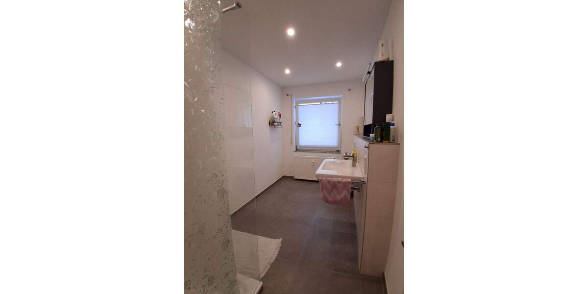 Schöne 3,5-Zimmer-Mietwohnung mit Einbauküche in Nittel (54453) – Grenznah zu Luxemburg 3 zimmer