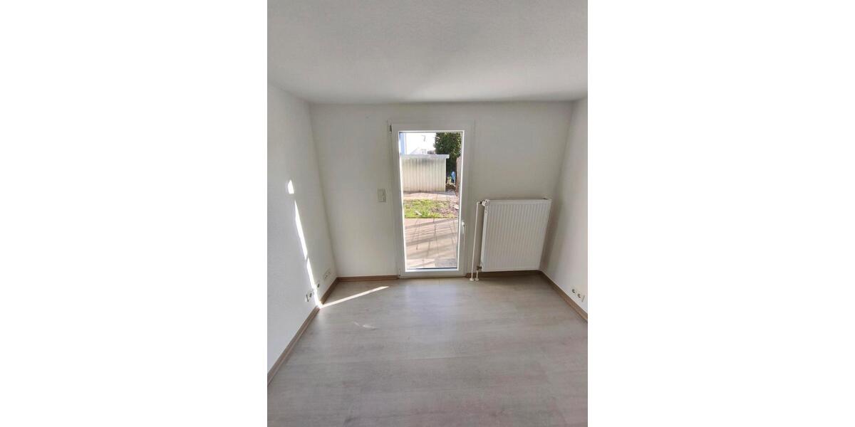 Erdgeschoßwohnung Troisdorf - 3 Zimmer, 63 m&sup2;, 750&euro; | Angebot:24896216