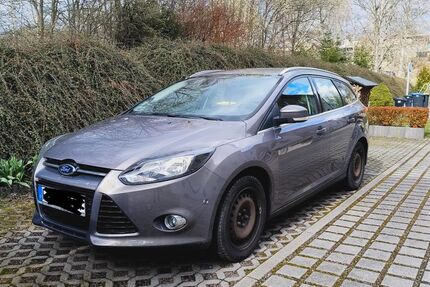 Ford Focus 124.100 km 8.990 &euro; Freiberg 09599