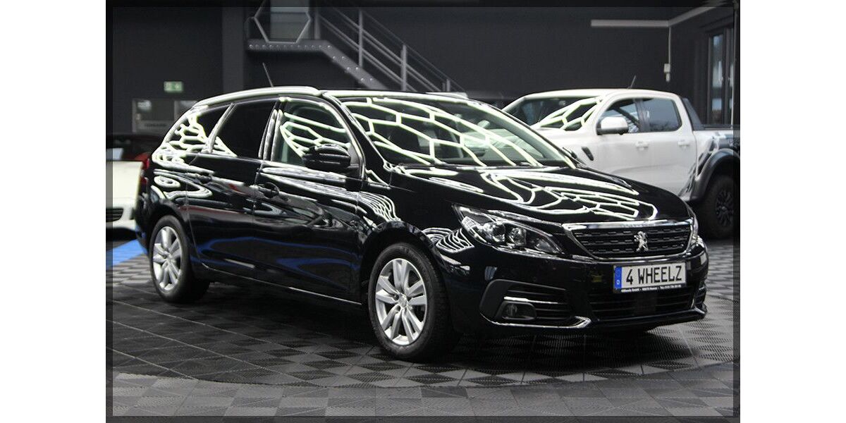 Peugeot 308 71.000 km 11.999 &euro; Hemer 58675